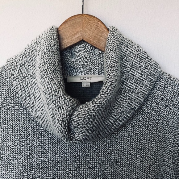 LOFT Sweater Size S Turtleneck Knit Cozy Minimalist - Picture 3 of 5